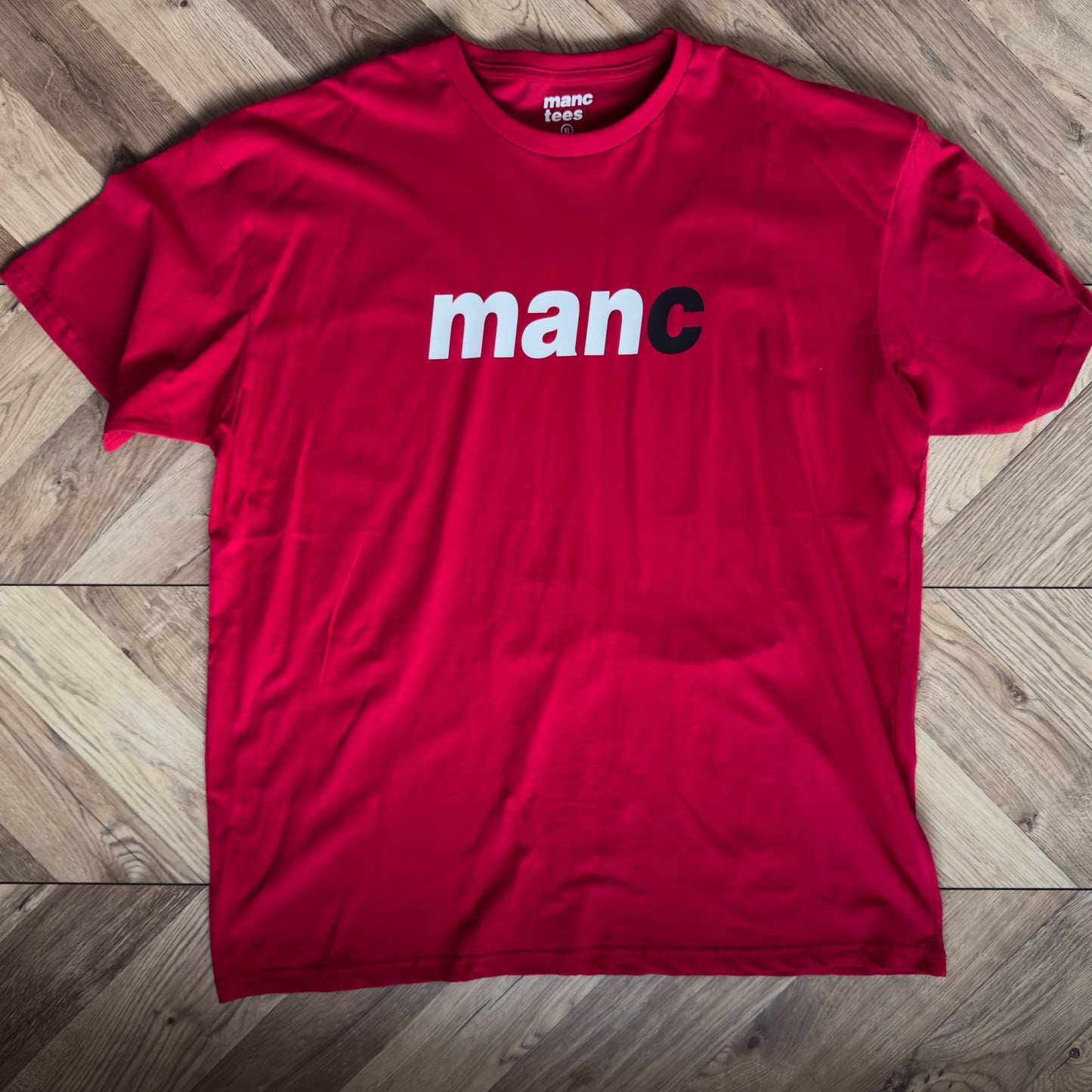 manc t-shirt red/white/black